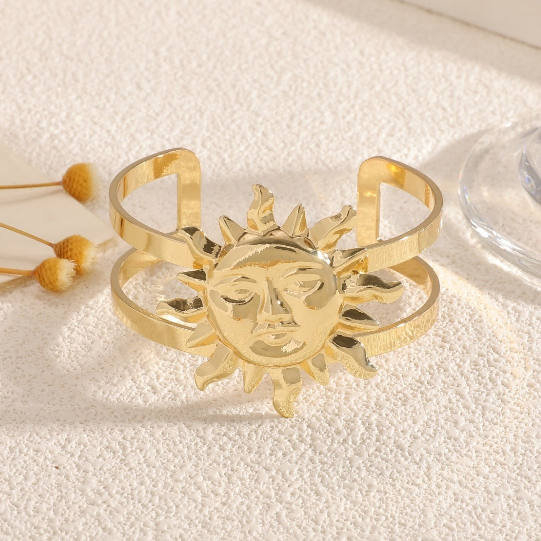 Women's bracelet with elaborate sun design Tom Cottons