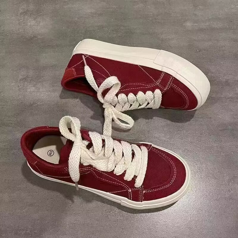 Women's Sporty Sneakers with Soft Suede and Durable Elastic Closure