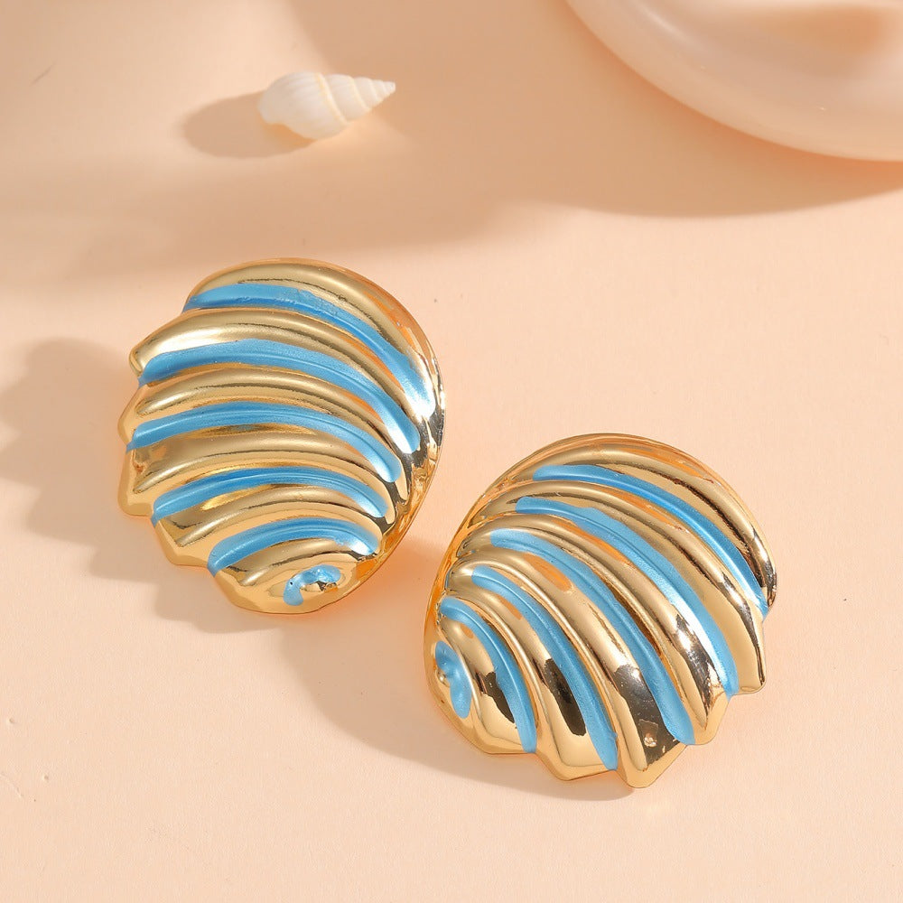 Women's ear clips in maritime shell design Tom Cottons