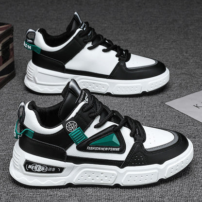 Women's sporty sneakers with cushioning sole and breathable structure