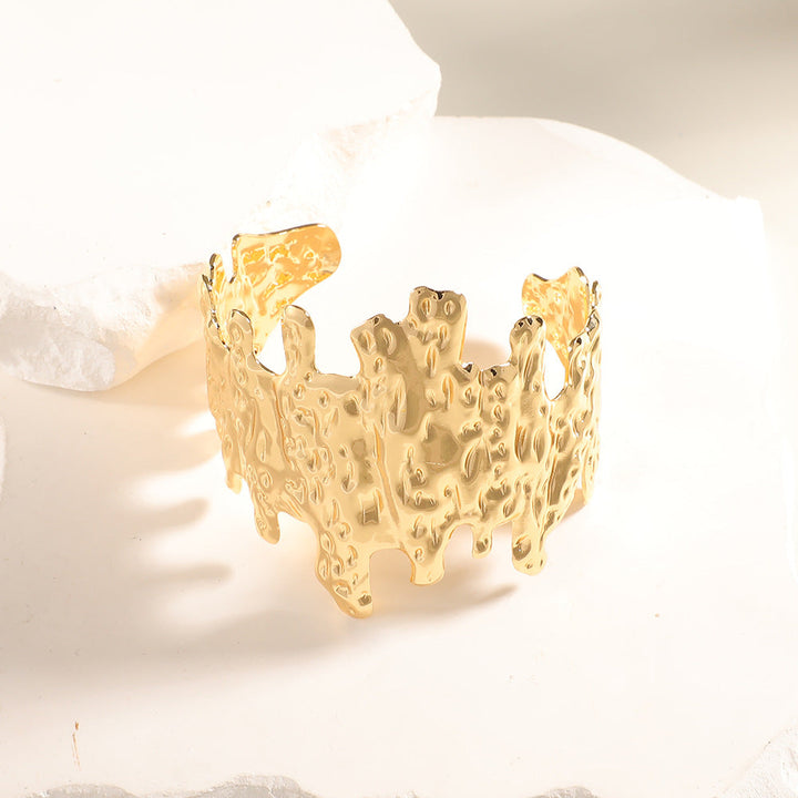 Women Open Bangle with Artistic Relief Design Tom Cottons