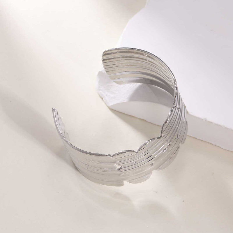 Women's Open Bangle with Elegant Wave Design Tom Cottons