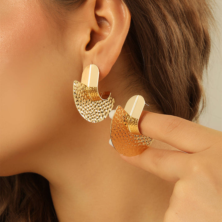 Women's Hanging Earrings with Artistic, Textured Design Tom Cottons
