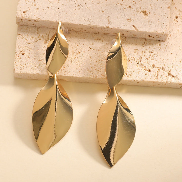 Women Hanging Earrings with Elegant Leaf Shape and Luxurious Finish Tom Cottons
