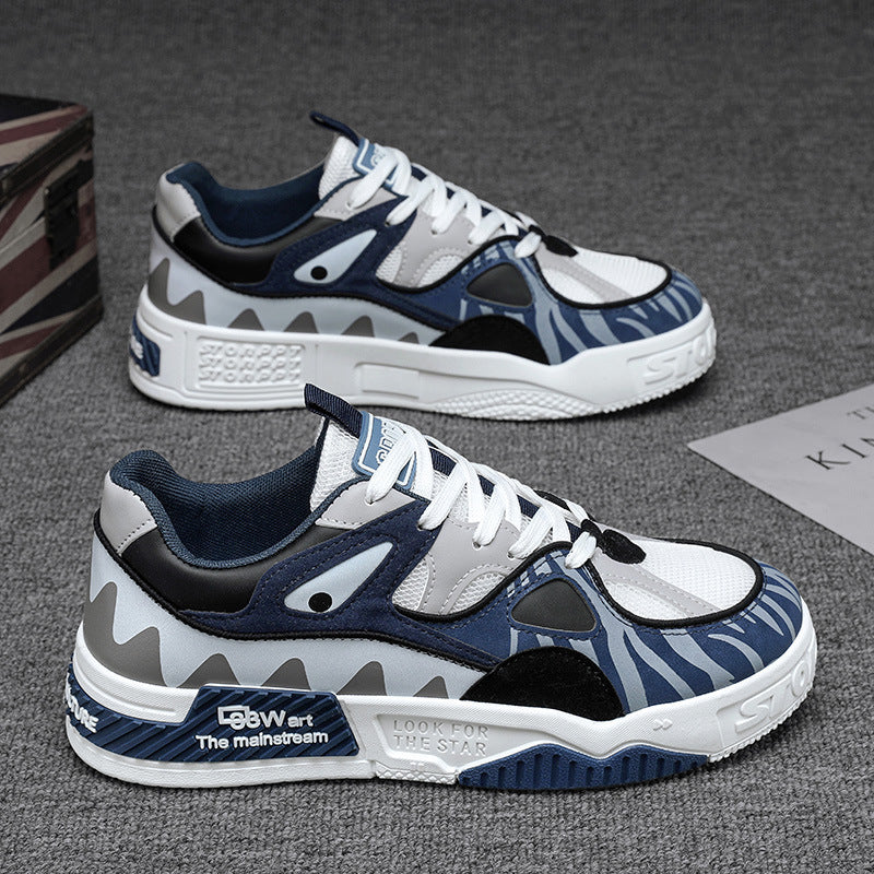 Women's sports sneakers