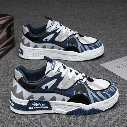 Women's sports sneakers