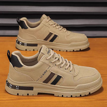 Women's sporty sneakers with extra cushioned sole and reinforced ankle