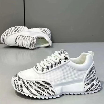 Women’s sporty sneakers with distinctive lettering